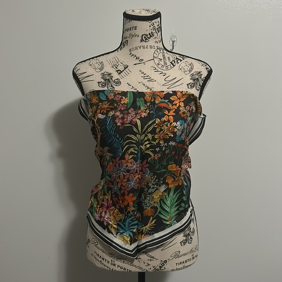 Vismaya Floral 100% Silk Scarf - Picture 6 of 9